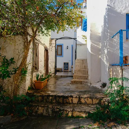 Bed & Breakfast The Place Boutique Kalkan