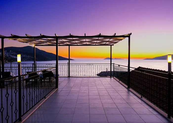 Oda ve Kahvaltı The Place Boutique Kalkan